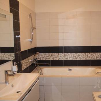 Сдается 1-комнатная квартира, 50 м²