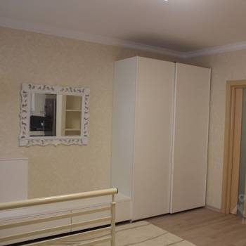 Сдается 1-комнатная квартира, 50 м²