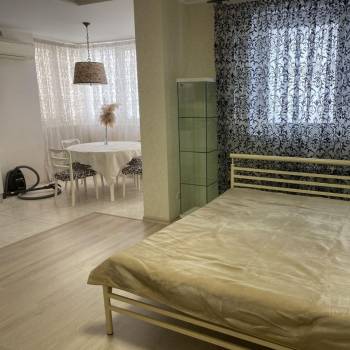 Сдается 1-комнатная квартира, 50 м²