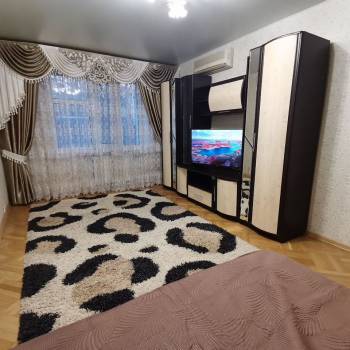 Сдается 2-х комнатная квартира, 61,4 м²