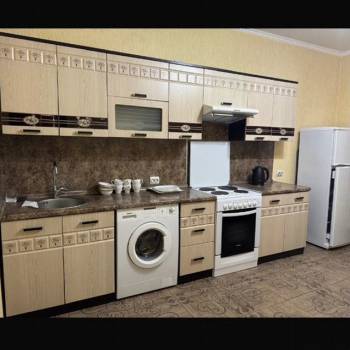 Сдается 2-х комнатная квартира, 77,7 м²