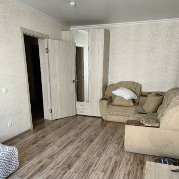 Сдается 1-комнатная квартира, 38 м²