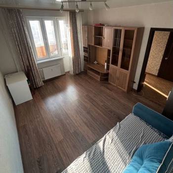 Сдается 1-комнатная квартира, 38 м²
