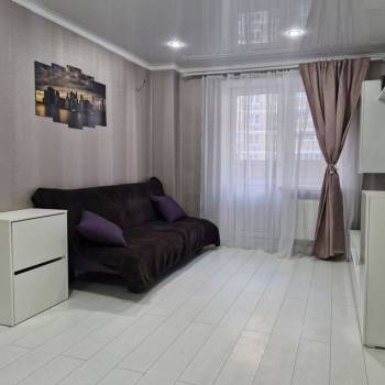 Продается 1-комнатная квартира, 32,8 м²