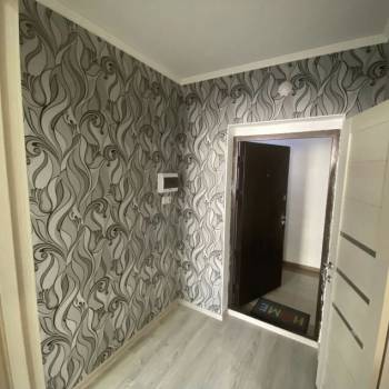Продается 1-комнатная квартира, 35 м²