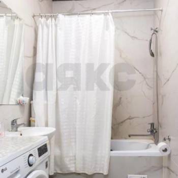 Продается 1-комнатная квартира, 42,2 м²