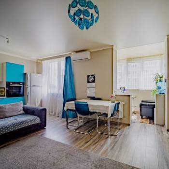 Продается 3-х комнатная квартира, 58 м²