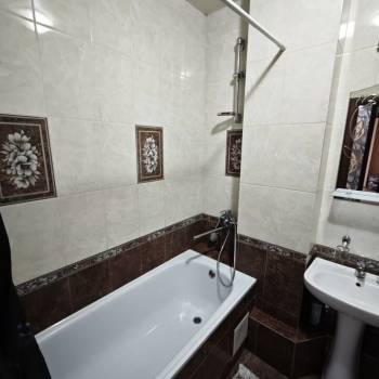 Продается 1-комнатная квартира, 42,7 м²