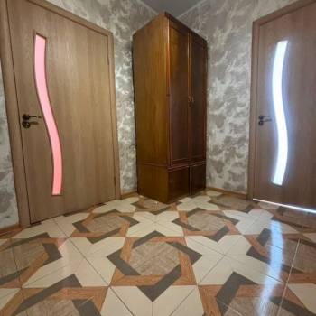 Продается 1-комнатная квартира, 40 м²