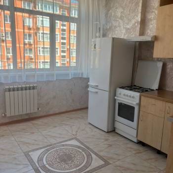 Продается 1-комнатная квартира, 40 м²