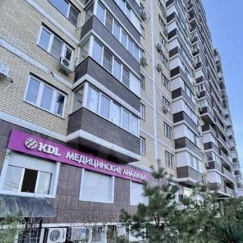Сдается 1-комнатная квартира, 42 м²