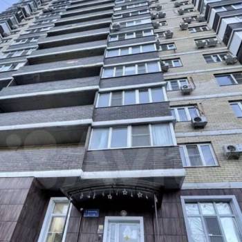 Сдается 1-комнатная квартира, 42 м²