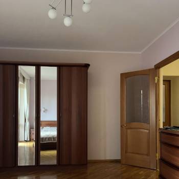 Сдается 2-х комнатная квартира, 88 м²