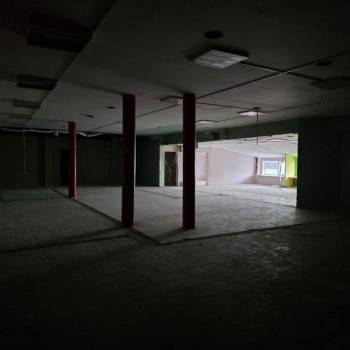 Сдается Нежилое помещение, 380 м²