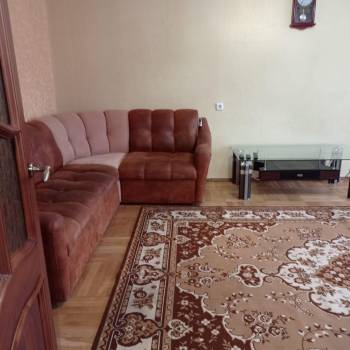 Сдается Многокомнатная квартира, 60 м²
