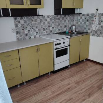 Продается 1-комнатная квартира, 42 м²
