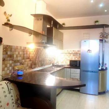 Продается 1-комнатная квартира, 53,5 м²