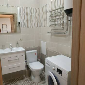 Сдается 1-комнатная квартира, 42 м²
