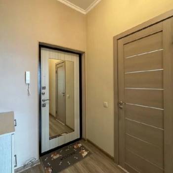Сдается 1-комнатная квартира, 42 м²