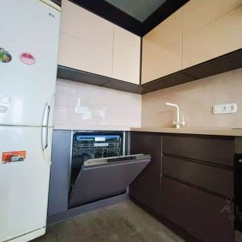 Продается 3-х комнатная квартира, 75,8 м²