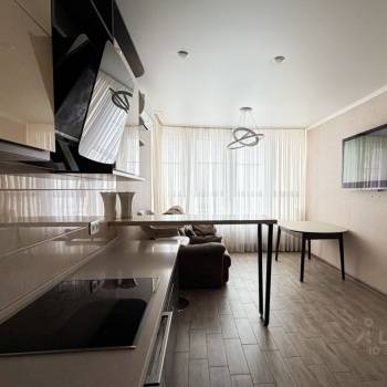 Продается 3-х комнатная квартира, 75,8 м²