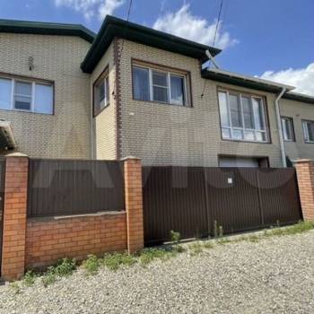 Продается Дом, 380 м²