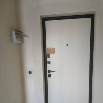 Продается 1-комнатная квартира, 61 м²