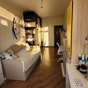 Продается 3-х комнатная квартира, 95,7 м²