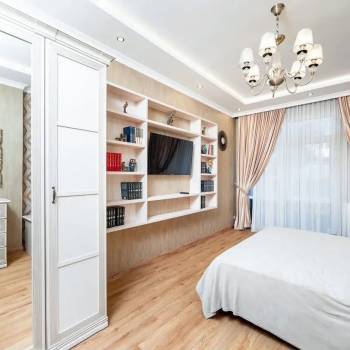 Продается 1-комнатная квартира, 54 м²