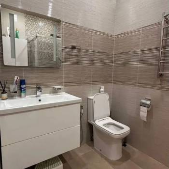 Продается 1-комнатная квартира, 54 м²
