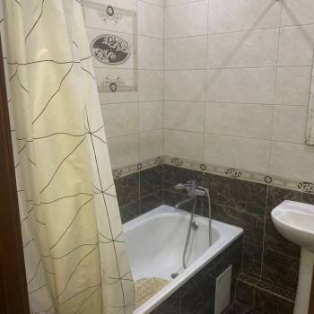 Сдается 2-х комнатная квартира, 64 м²