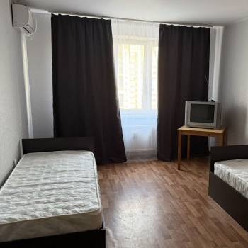 Сдается 1-комнатная квартира, 37,6 м²