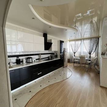 Продается 3-х комнатная квартира, 93,5 м²