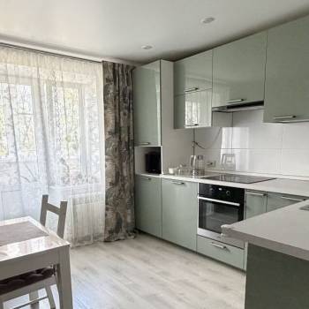Продается 3-х комнатная квартира, 90,3 м²