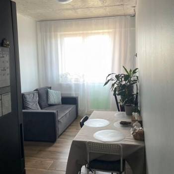 Продается 1-комнатная квартира, 41,8 м²