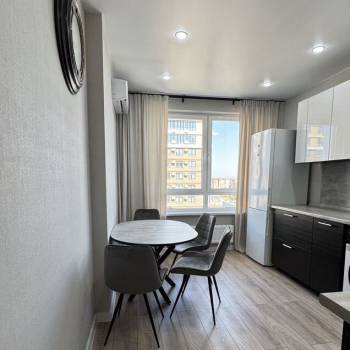 Сдается 1-комнатная квартира, 37 м²
