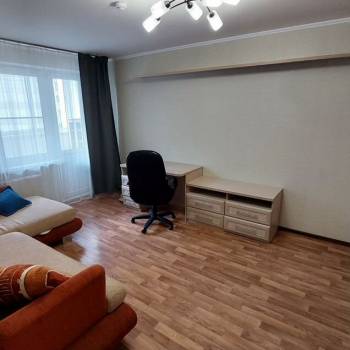 Сдается 1-комнатная квартира, 37,7 м²
