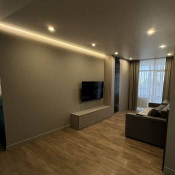 Сдается 2-х комнатная квартира, 56 м²