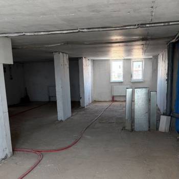 Продается Нежилое помещение, 310 м²