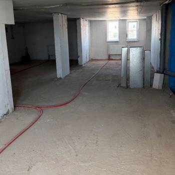 Продается Нежилое помещение, 310 м²