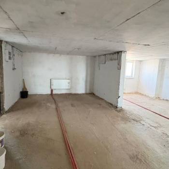 Продается Нежилое помещение, 310 м²
