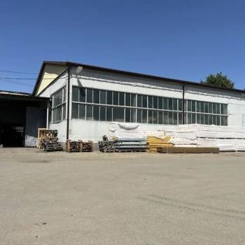 Сдается Нежилое помещение, 300 м²
