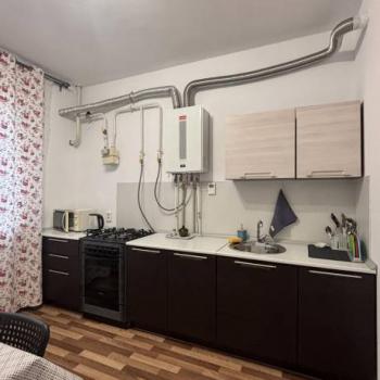 Продается 1-комнатная квартира, 35 м²