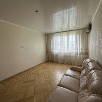 Продается Многокомнатная квартира, 96,4 м²