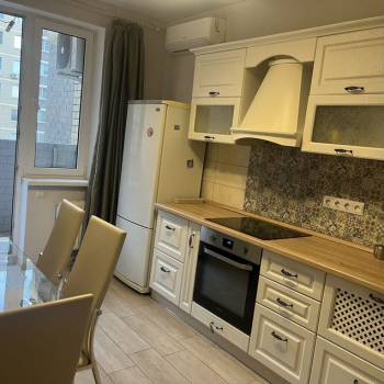 Сдается 2-х комнатная квартира, 62 м²