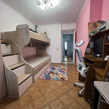 Продается 3-х комнатная квартира, 62 м²