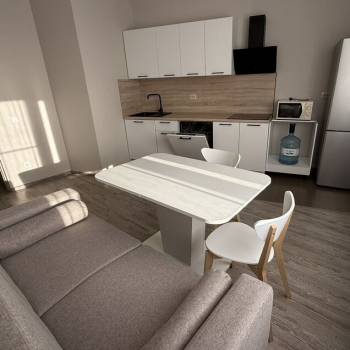 Сдается 2-х комнатная квартира, 85 м²