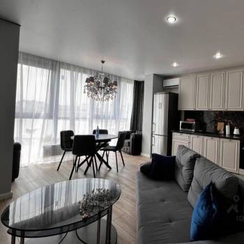 Сдается 2-х комнатная квартира, 85 м²