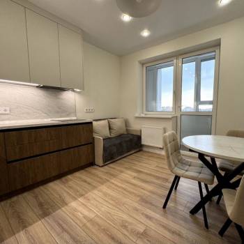 Сдается 2-х комнатная квартира, 59,6 м²