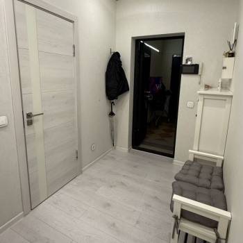 Продается 1-комнатная квартира, 46 м²